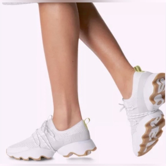 Sorel Kinetic Impact Lace Sneaker | Size 6 | Women’s Running Shoe | White | NWOT - Picture 1 of 6